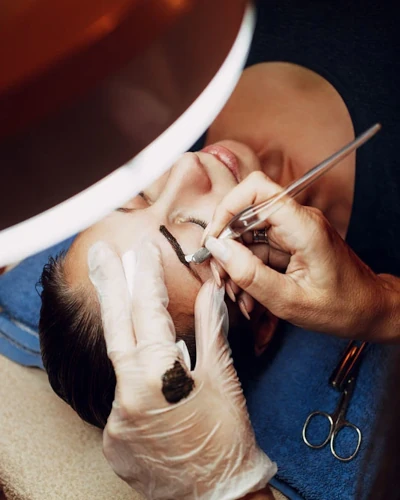 Tratamientos de microblading y micropigmentación en Patricia Osorio's Beauty