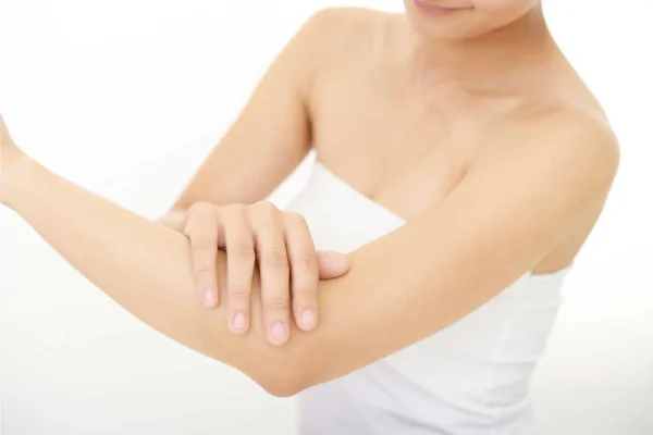 Imagen de brazos depilados con cera en Patricia Osorio's Beauty