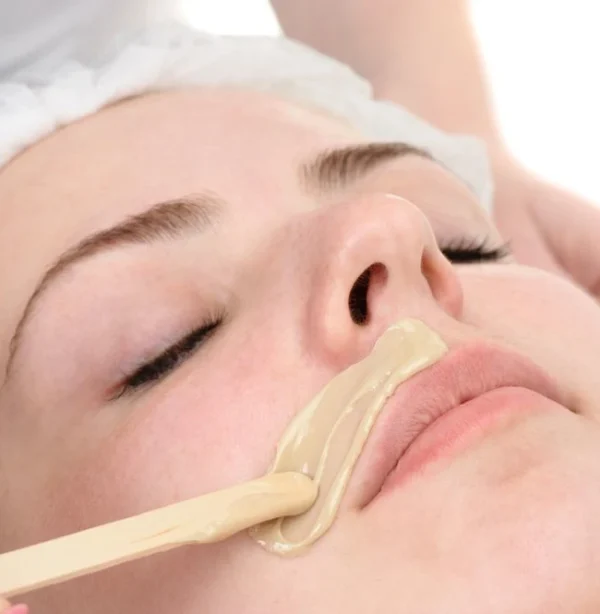 Imagen depilación con cera de labio superior en Patricia Osorio's Beauty